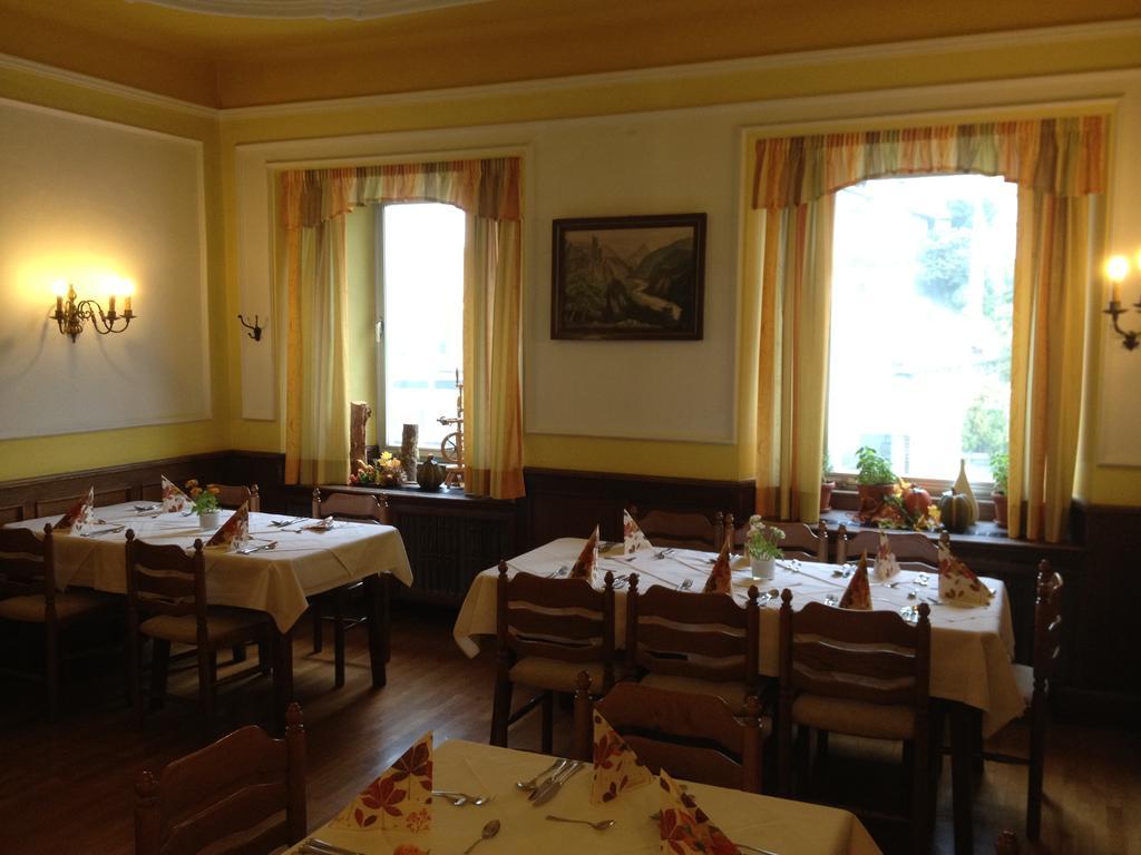 Schwarzer Adler Hotel Landeck Eksteriør billede